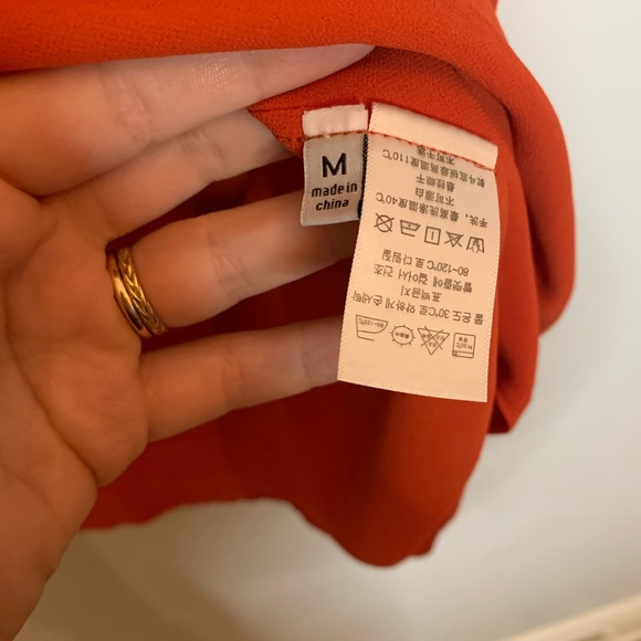 DEEP CORAL POLYESTER TOP - Picture 3 of 3